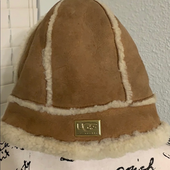 UGG Accessories - Hat